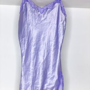 VICTORIA SECRET SLIP IN LAVENDER